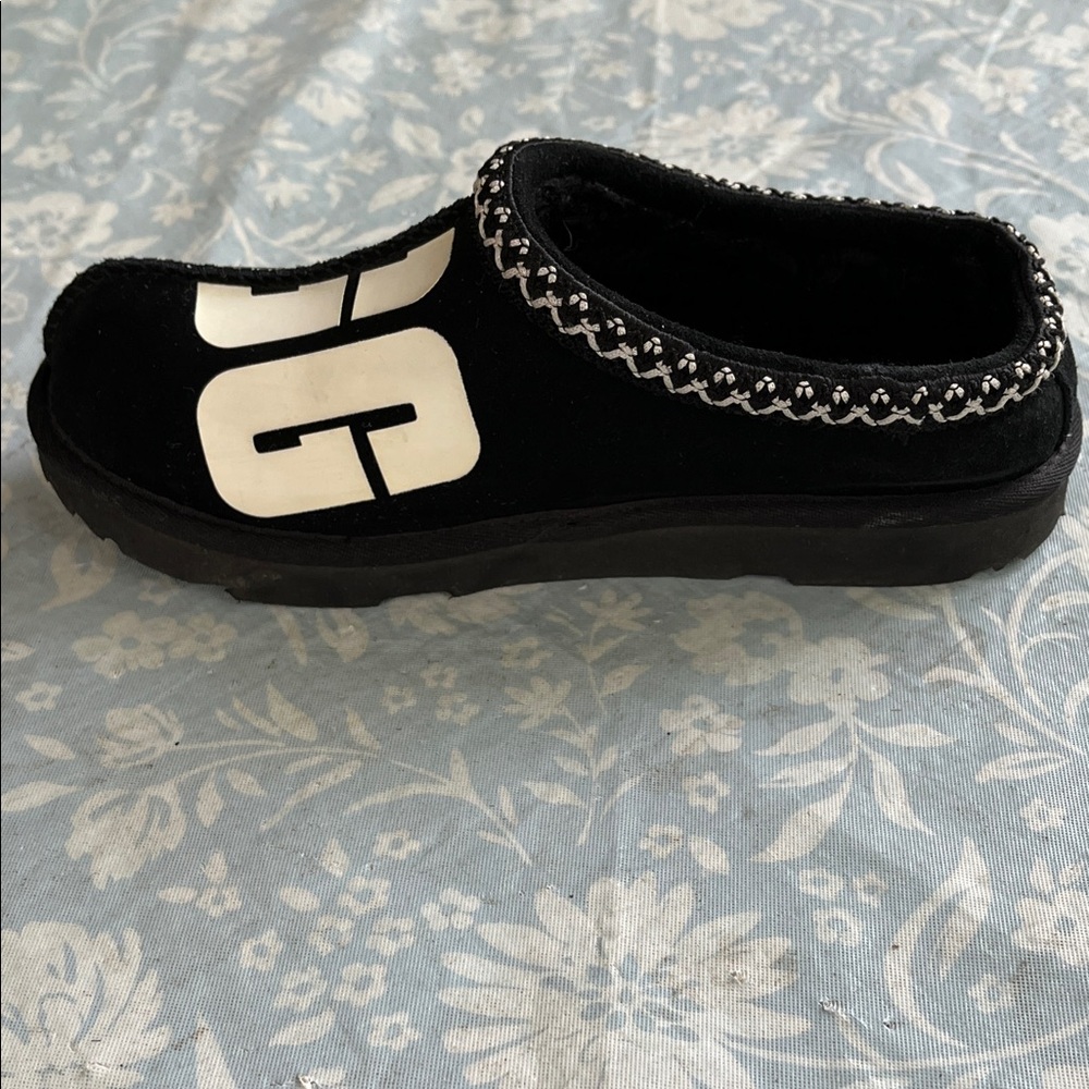 UGG Tasman Chopd Women’s/Big Kid’s Slippers. Euro 38, Wos 6 - Picture 7 of 11